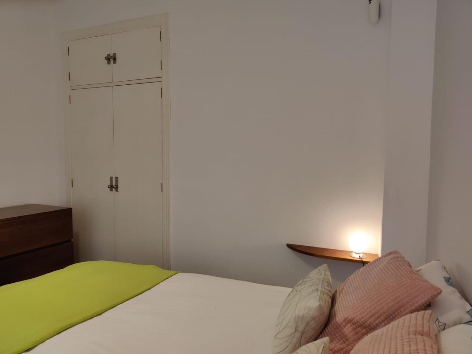 Luminoso Apartamento Exterior Con Balcon Y Patio En Centro Historico Feria-Alameda Sewilla Zewnętrze zdjęcie