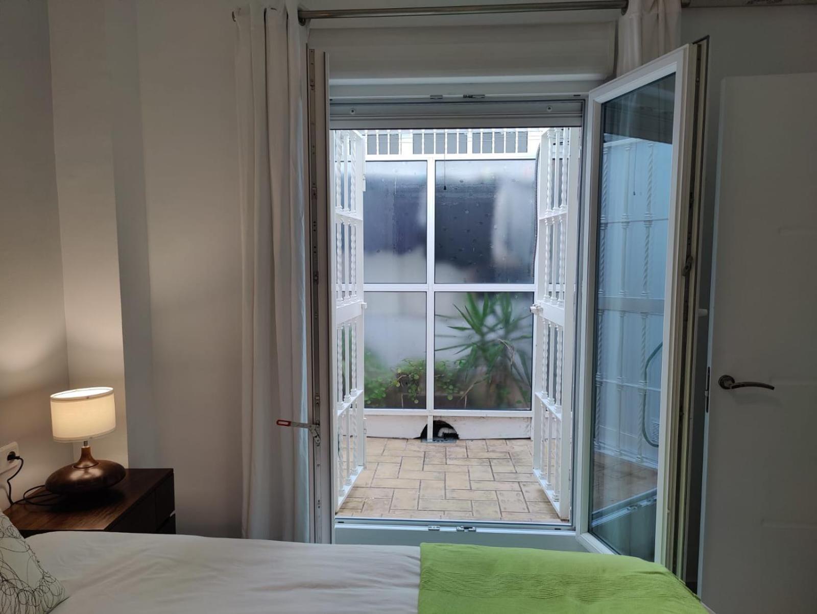 Luminoso Apartamento Exterior Con Balcon Y Patio En Centro Historico Feria-Alameda Sewilla Zewnętrze zdjęcie